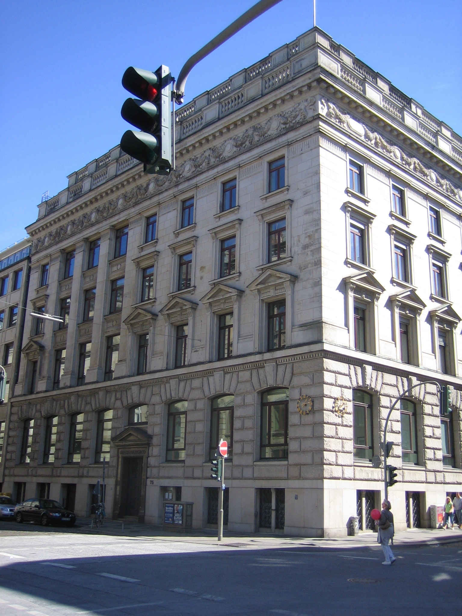 Imagem de referência relacionada a M. M. Warburg & Co., item descrito como registro de referência sobre M. M. Warburg & Co., organizado a partir de dados estruturados abertos