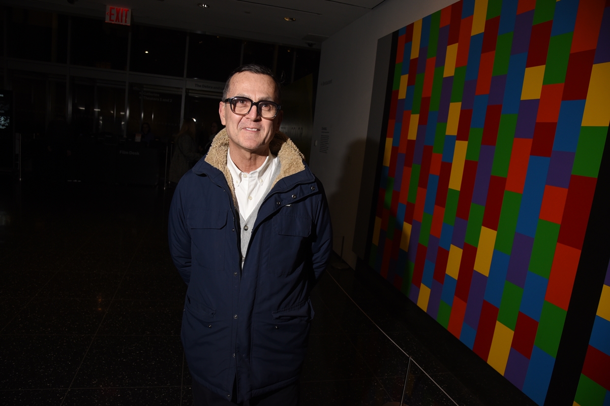 Após agredir ativistas, CEO do Conselho de Moda dos EUA renuncia a cargo