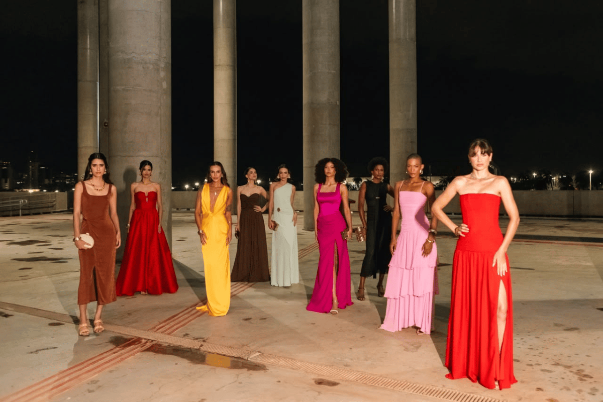 foto com cor. modelos no metrópoles catwalk - metrópoles