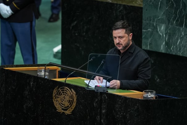 Breve sobre a guerra na Ucrânia: Moscou ataca ferozmente Kiev enquanto Zelensky convida líderes na ONU a continuar sufocando as receitas da Rússia