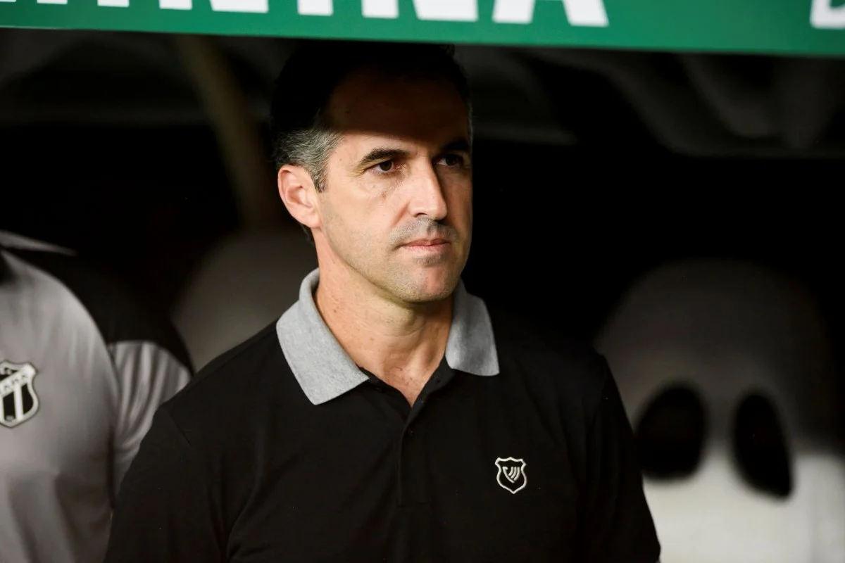 Brasileirão: Léo Condé é o 17º treinador demitido em 2026; confira a lista