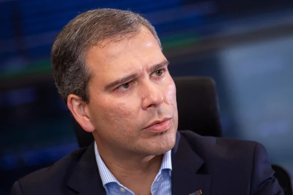 Caso Master: TCDF bloqueia R$ 2,7 bilhões de ex-presidente do BRB e mais 4