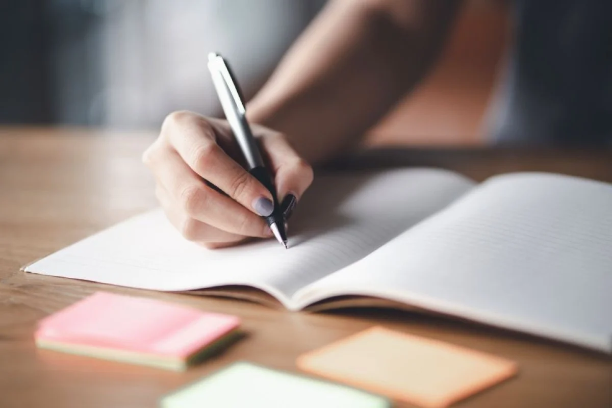 TJDFT ordena que escola devolva R$ 2,3 mil após cliente cancelar contrato