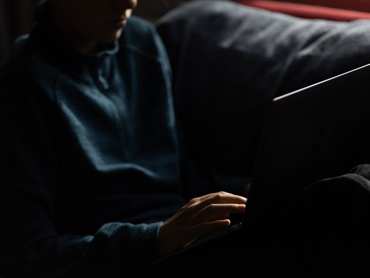 A grande IA está tentando se apropriar do caminho para o trabalho. As universidades não devem ceder a isso.