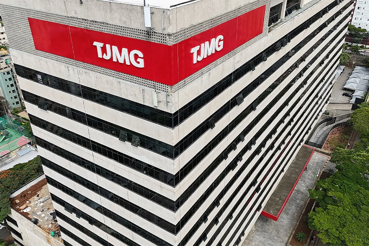 Advogado com OAB cancelada é preso após usar registro falso em MG