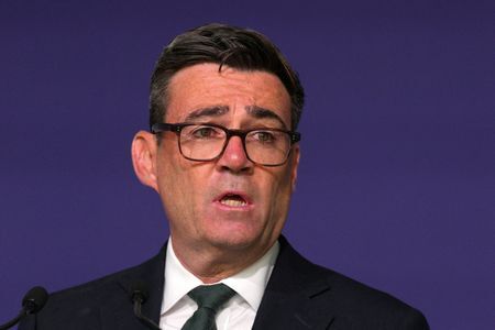 Reino Unido reabre debate sobre aproximação com a UE após declarações de Andy Burnham