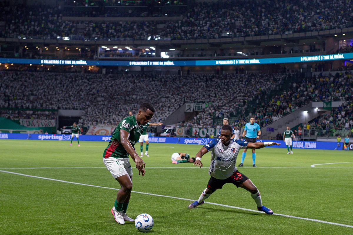 Foto colorida de Jhon Arias, do Palmeiras - Metrópoles