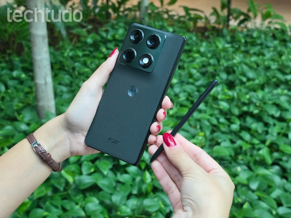 Motorola top de linha: 3 celulares que se destacam em câmera e desempenho