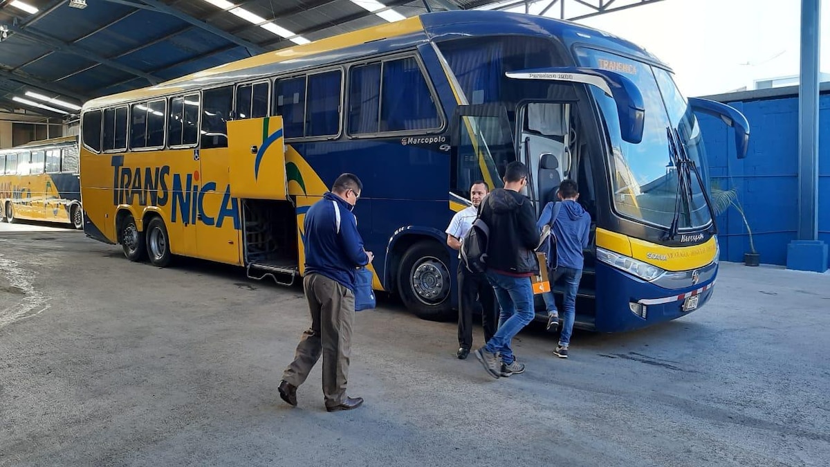 O Conselho de Transporte Público da Costa Rica não renovou a licença da Transnica para a rota Manágua-San José
