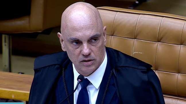 'Ressaca' por clima de tensão e pedido de vista geram risco a julgamento contra Mendonça no STF, avaliam especialistas