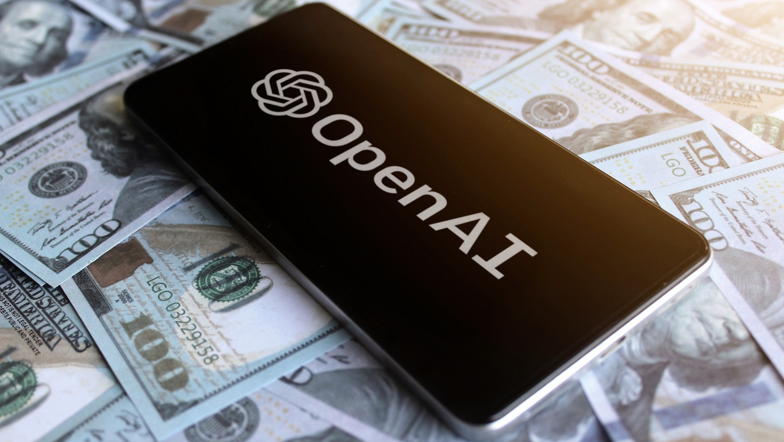 OpenAI prevê “queimar” US$ 280 bilhões até 2030 para financiar expansão da infraestrutura de IA