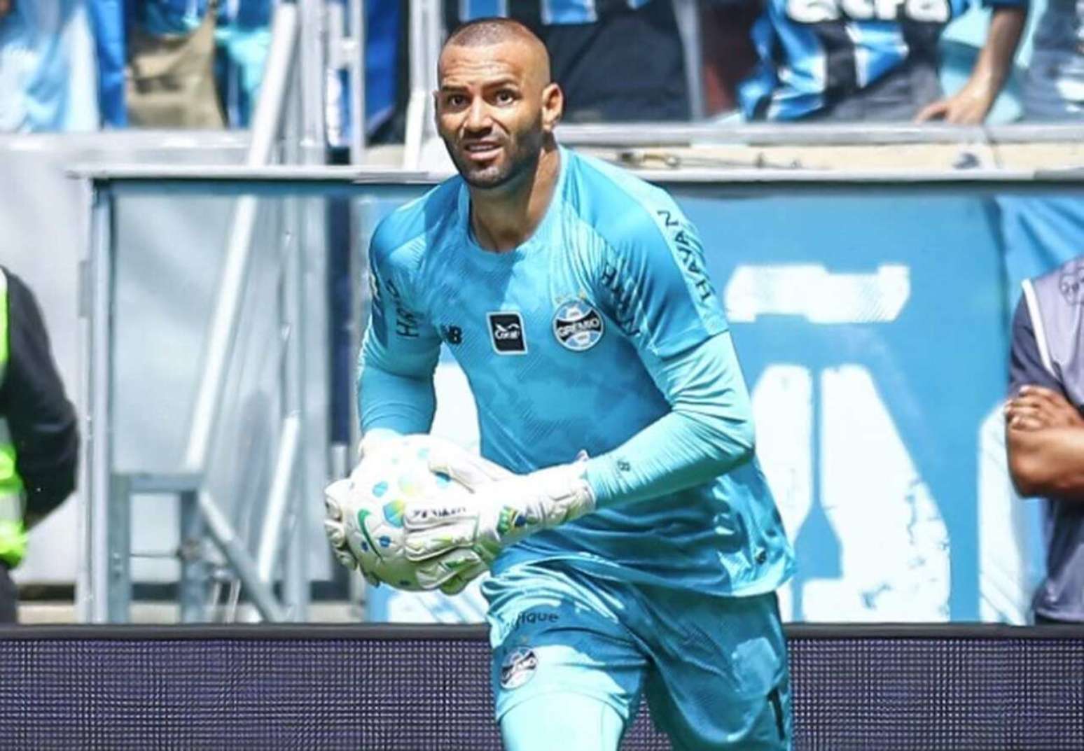 Weverton foi o destaque do Gr&ecirc;mio no empate com o Palmeiras &ndash;