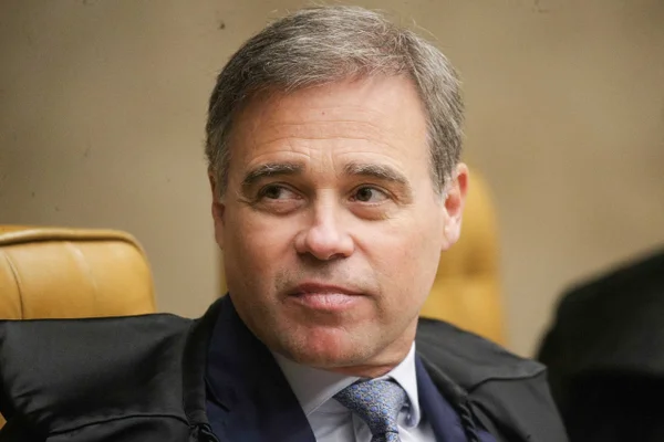 Cunhado de André Mendonça trabalha no gabinete de deputado alvo da PF