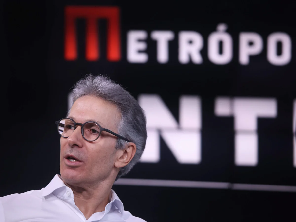 "Chega de intocáveis", diz Zema após afastamento de Andrei Rodrigues da PF