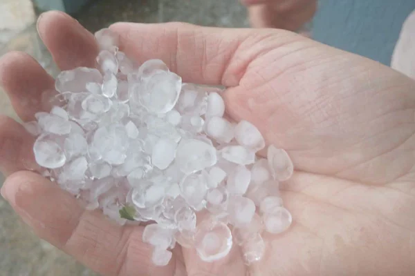 Temporal, granizo e ventania: MG tem 165 cidades sob alerta; veja lista