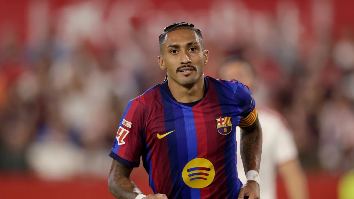 Barcelona: Raphinha deve começar no banco de reservas diante do Getafe