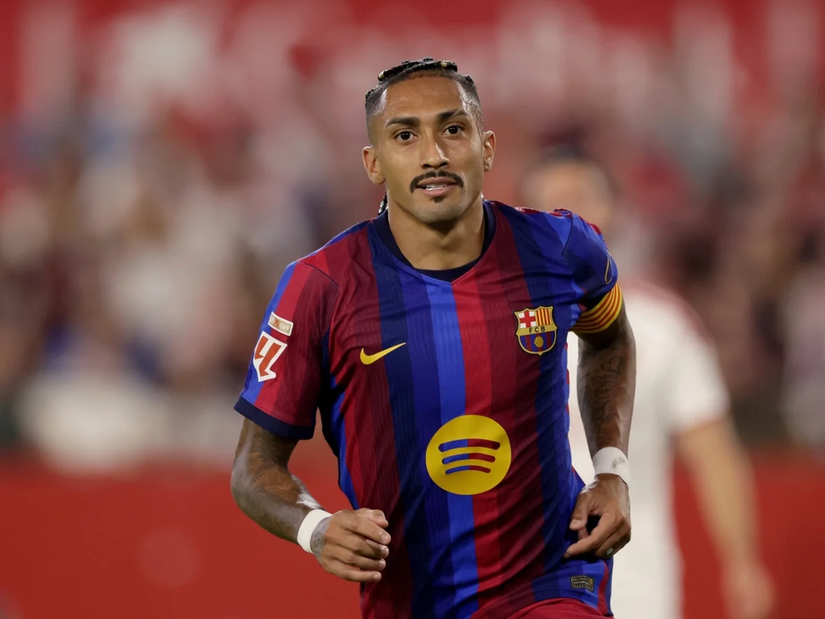Barcelona: Raphinha deve começar no banco de reservas diante do Getafe