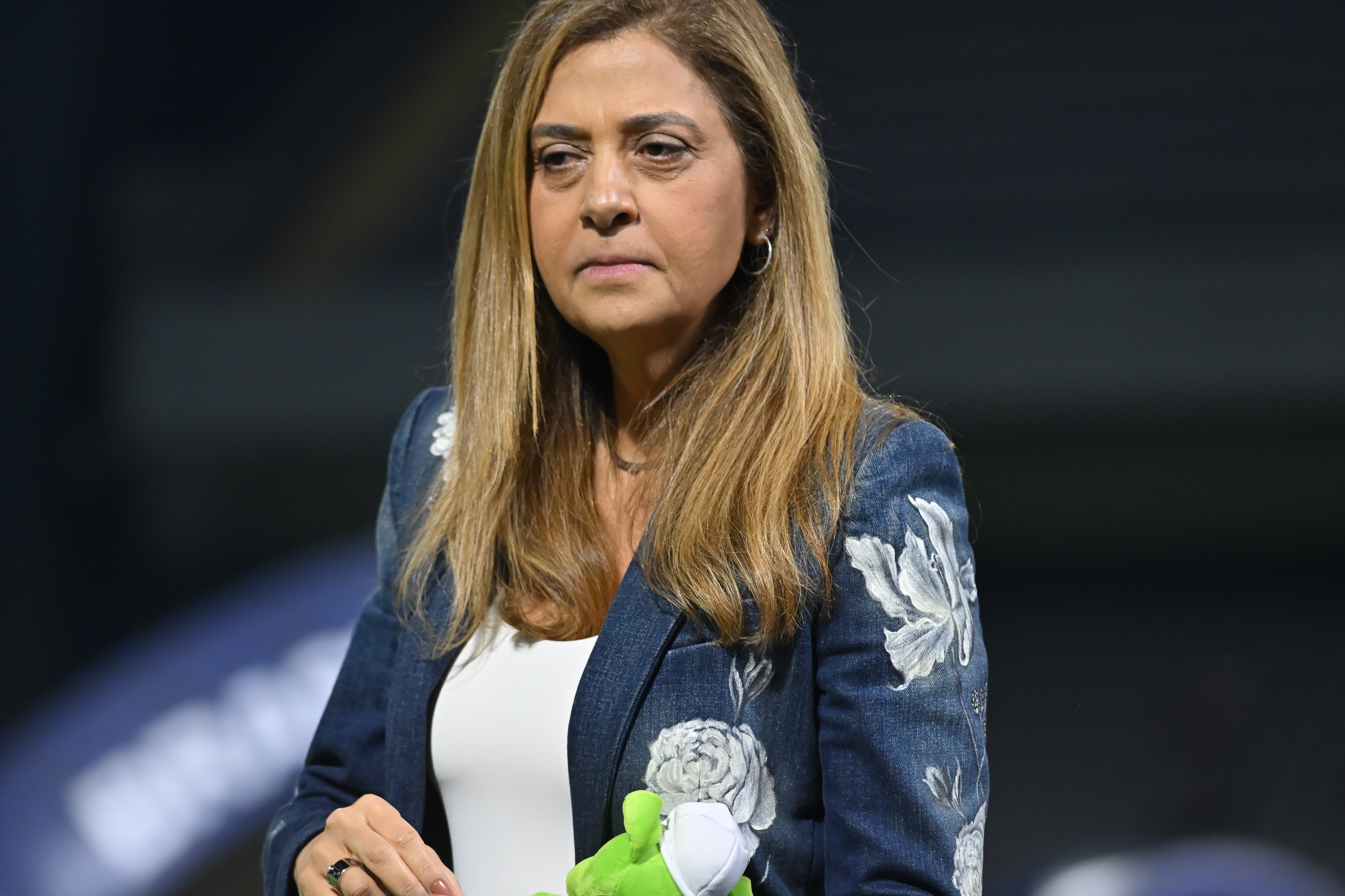 Leila cobra apoio no Palmeiras contra "meia dúzia de imbecis" e diz que sairá do futebol em 2027