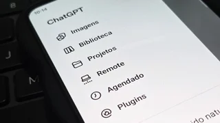ChatGPT no trabalho e estudos: como usar para resumos, e-mails, pesquisas e textos