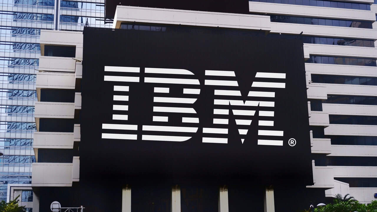 IBM supera expectativas e eleva projeção de receita com software