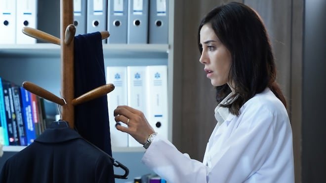 Mãe e filho! Ator que vive Ali em Iludida publica lembrança das gravações ao lado de Cansu Dere