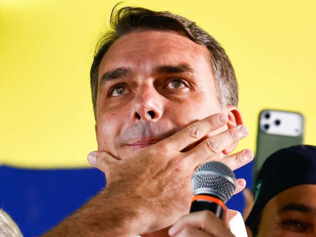 Flávio recua, anuncia que votará a favor de fim da 6x1 e defende compensação pelo governo