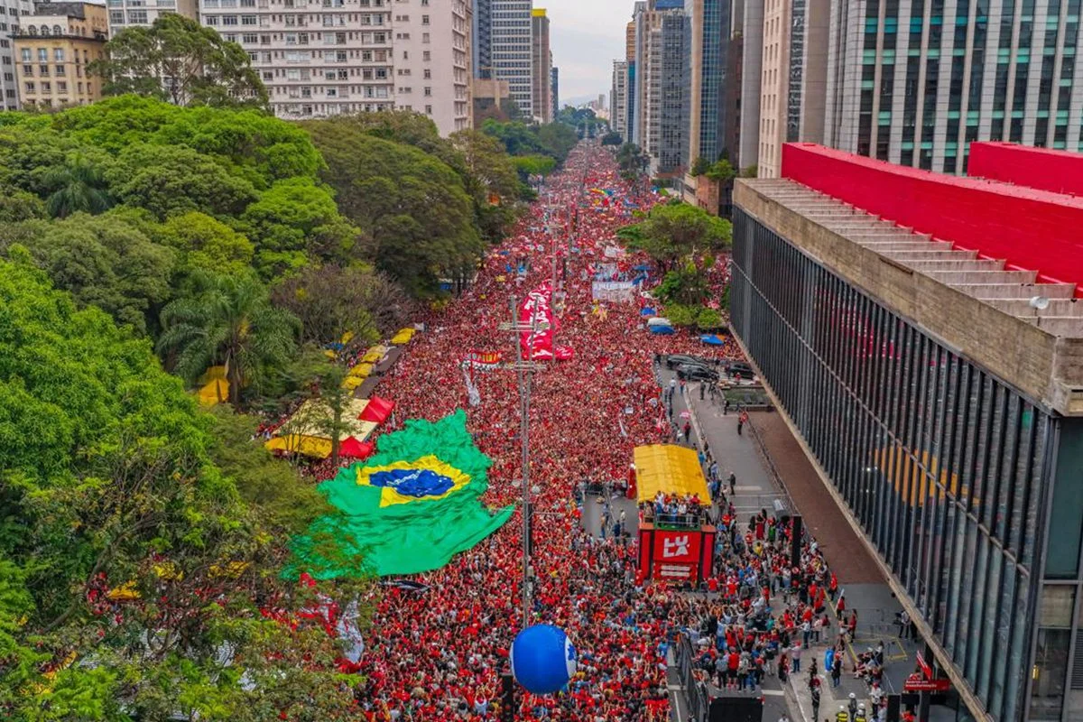 Flávio aciona TSE por apoio de sindicatos a Lula e quer cassar chapa rival