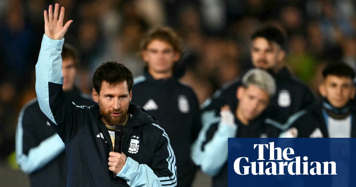Lionel Messi despediu-se com lágrimas da Argentina após a vitória por 3-0 sobre o Benim