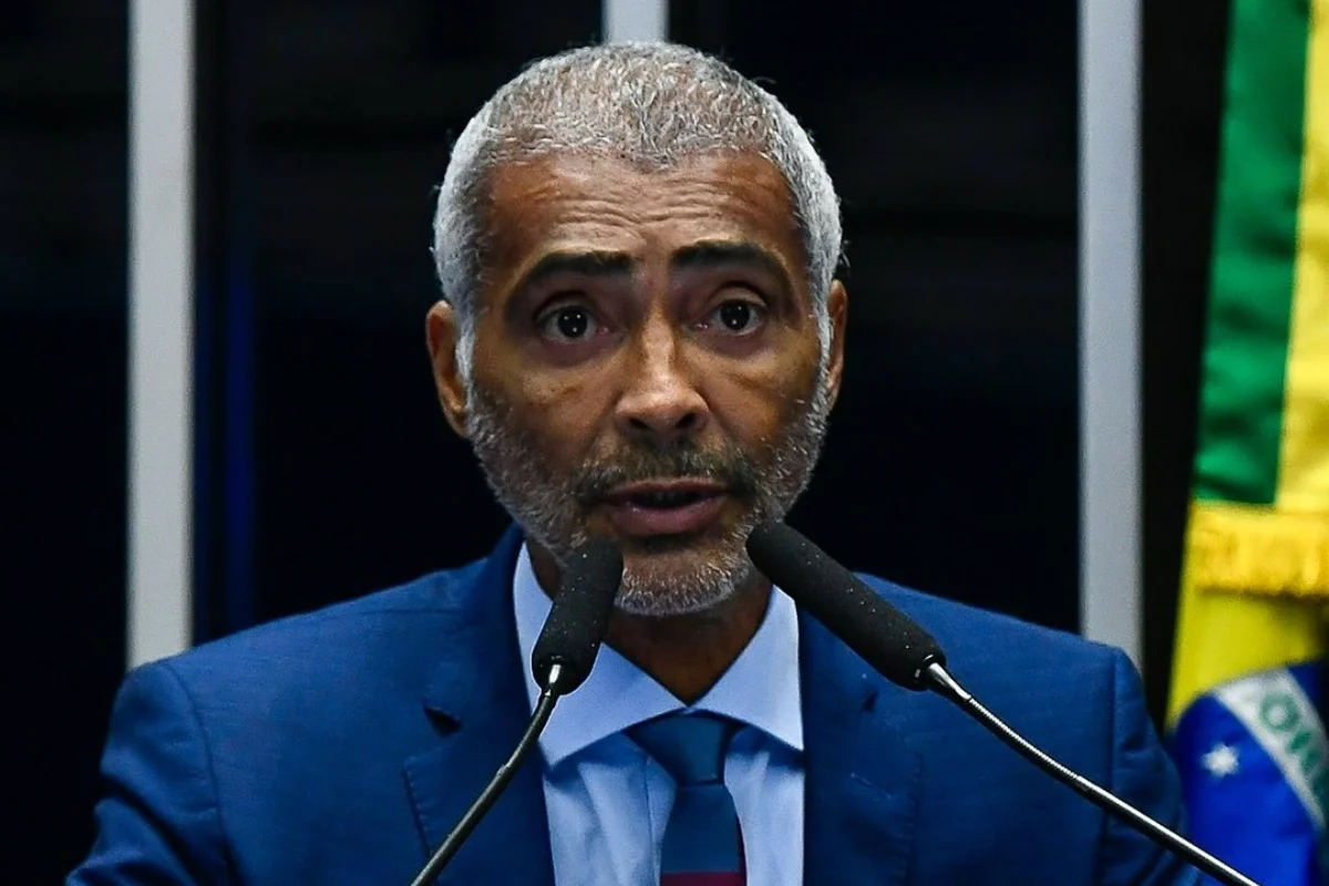 Imagem da matéria: Fazenda tenta receber dívida de Romário com dinheiro de imóvel leiloado