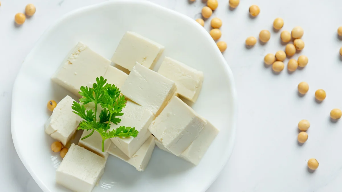 Tofu é eleito a melhor proteína do mundo e a de menor impacto ambiental