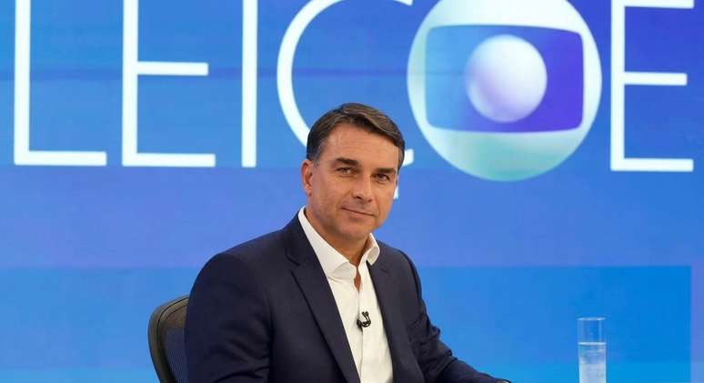 Flávio Bolsonaro será entrevistado hoje na Globo; sabatina no 1º turno teve foco em relação com Master