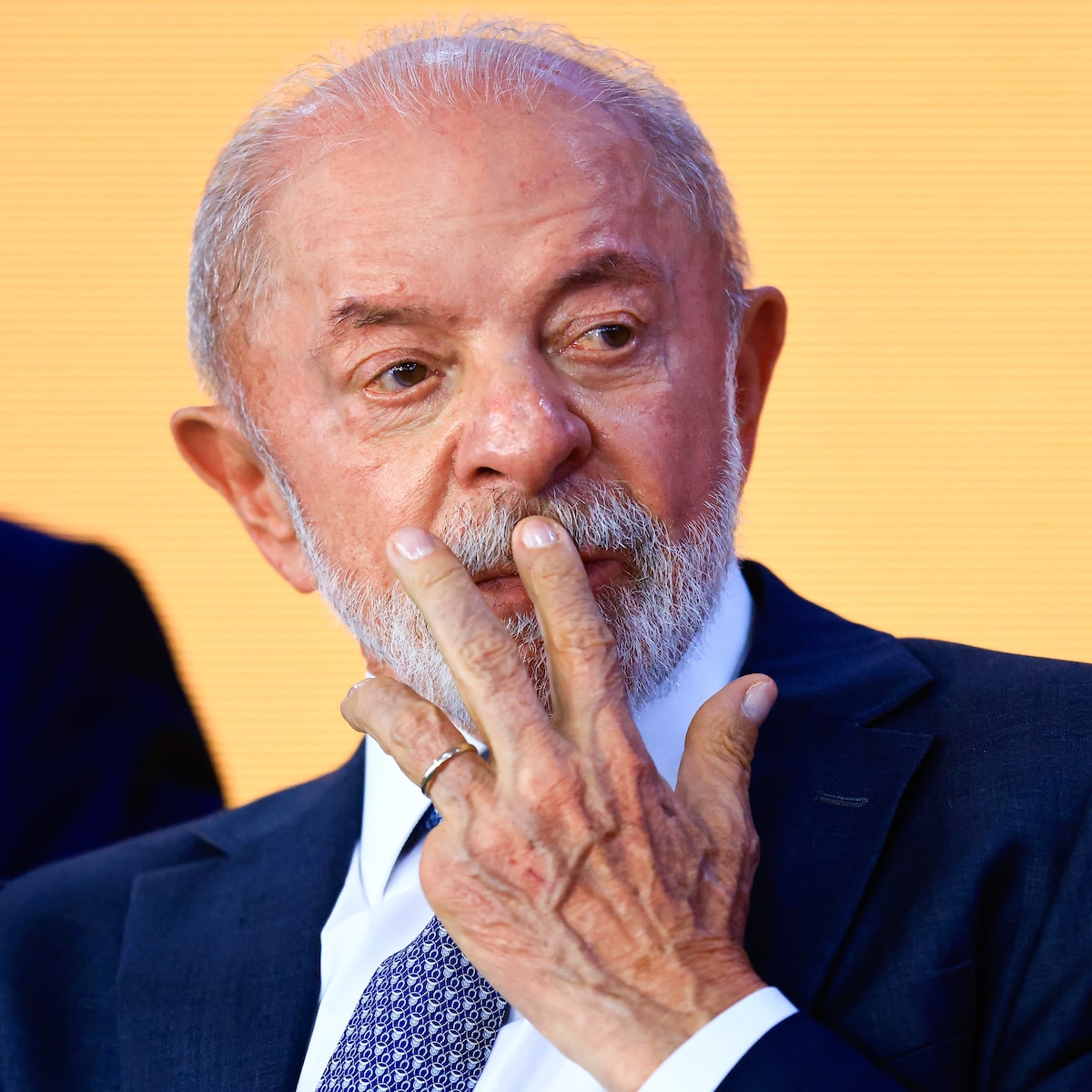 Campanha de Lula pede ao TSE retirada de 255 perfis e cobra Meta por alcance de posts