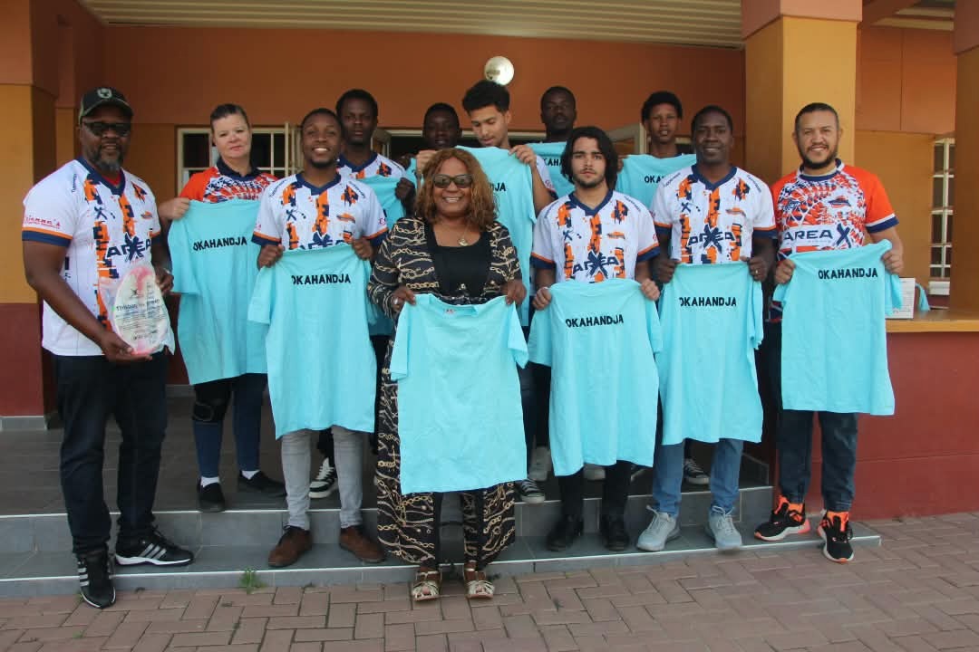 Equipes internacionais rumo ao festival de futebol de Windhoek