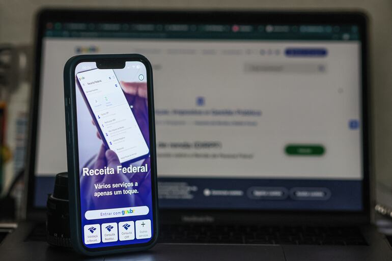 Receita envia carta a mais de 498 mil contribuintes que estão na malha fina; veja como sair
