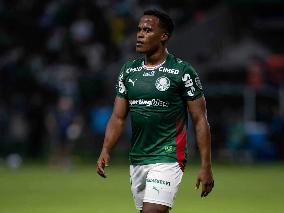Jhon Arias provoca Fluminense com música em postagem nas redes sociais