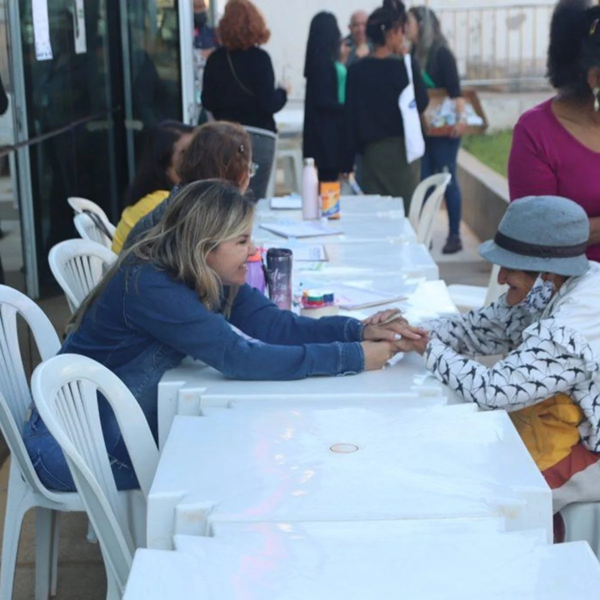 Moradores do Gama recebem evento com atendimento jurídico gratuito